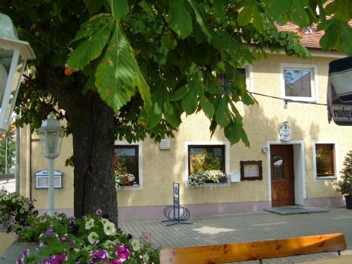 Assos Hotel Asbach-Bäumenheim Exteriér fotografie